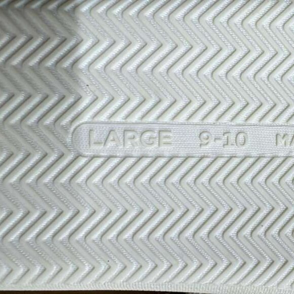 Cozy Football Print Slippers | Fuzzy Indoor Slides | Size L (9–10) - Picture 2 of 12